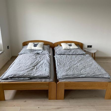 Soukromy Pokoj S Kuchyni A Koupelnou V Radovce Nove Mesto na Morave Exterior foto