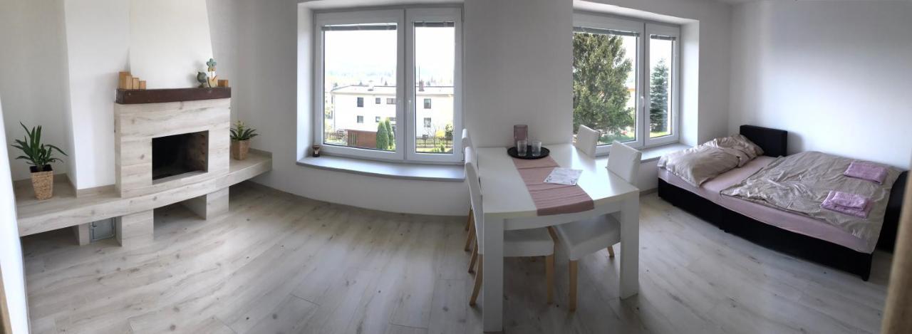 Soukromy Pokoj S Kuchyni A Koupelnou V Radovce Nove Mesto na Morave Exterior foto